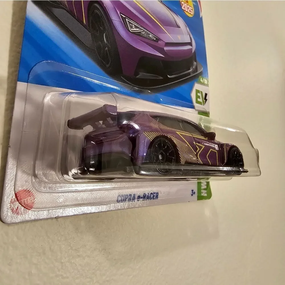 HotWheels Cupra ERacer HW EV New 2025